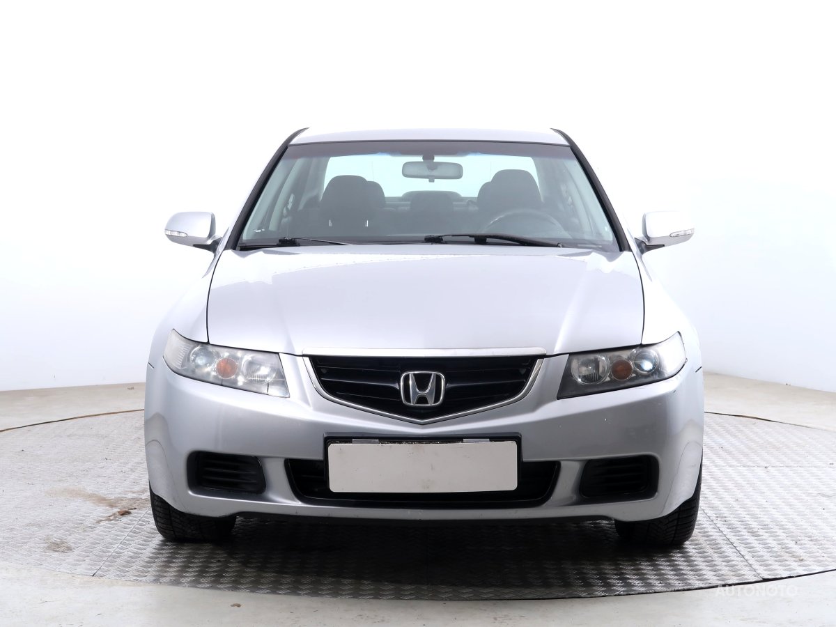 Honda Accord, 2004 - pohled č. 2