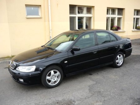 Honda Accord, 2000 - pohled č. 3