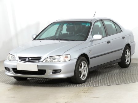 Honda Accord, 2002 - pohled č. 3