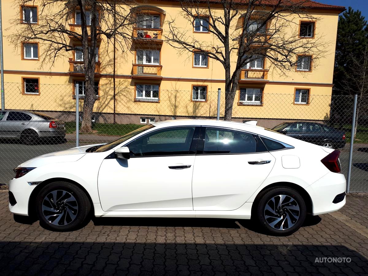 Honda Civic, 2019 - pohled č. 2