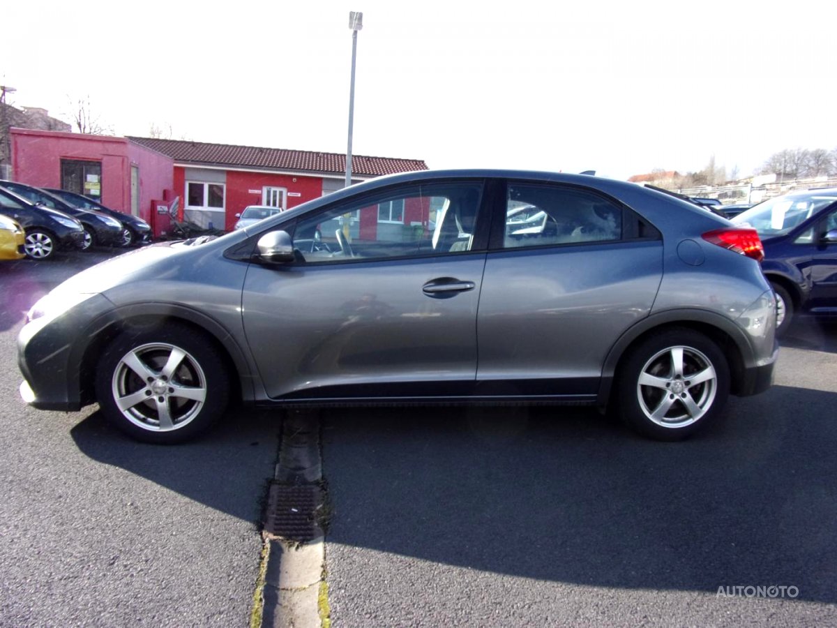 Honda Civic, 2012 - pohled č. 2