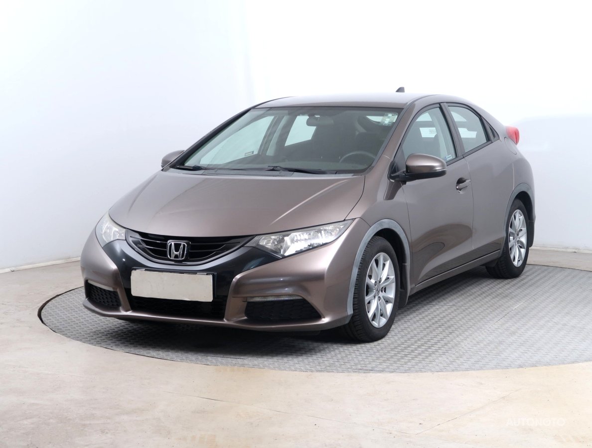 Honda Civic, 2012 - pohled č. 3