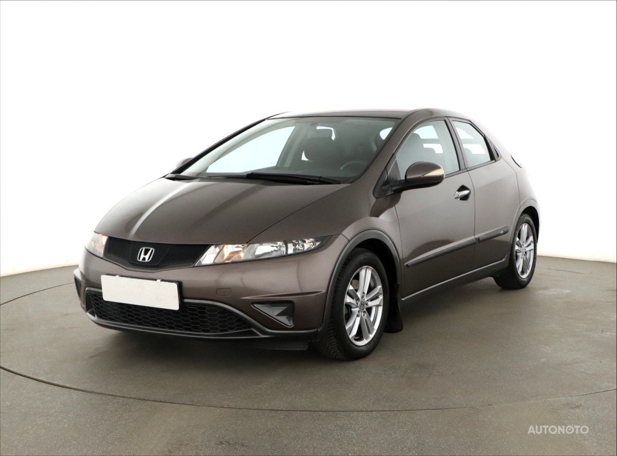 Honda Civic, 2011 - pohled č. 3