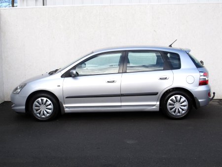 Honda Civic, 2005 - pohled č. 4