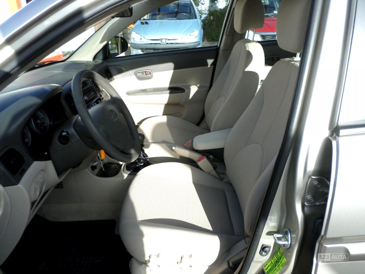 Hyundai Accent, 2008 - pohled č. 13