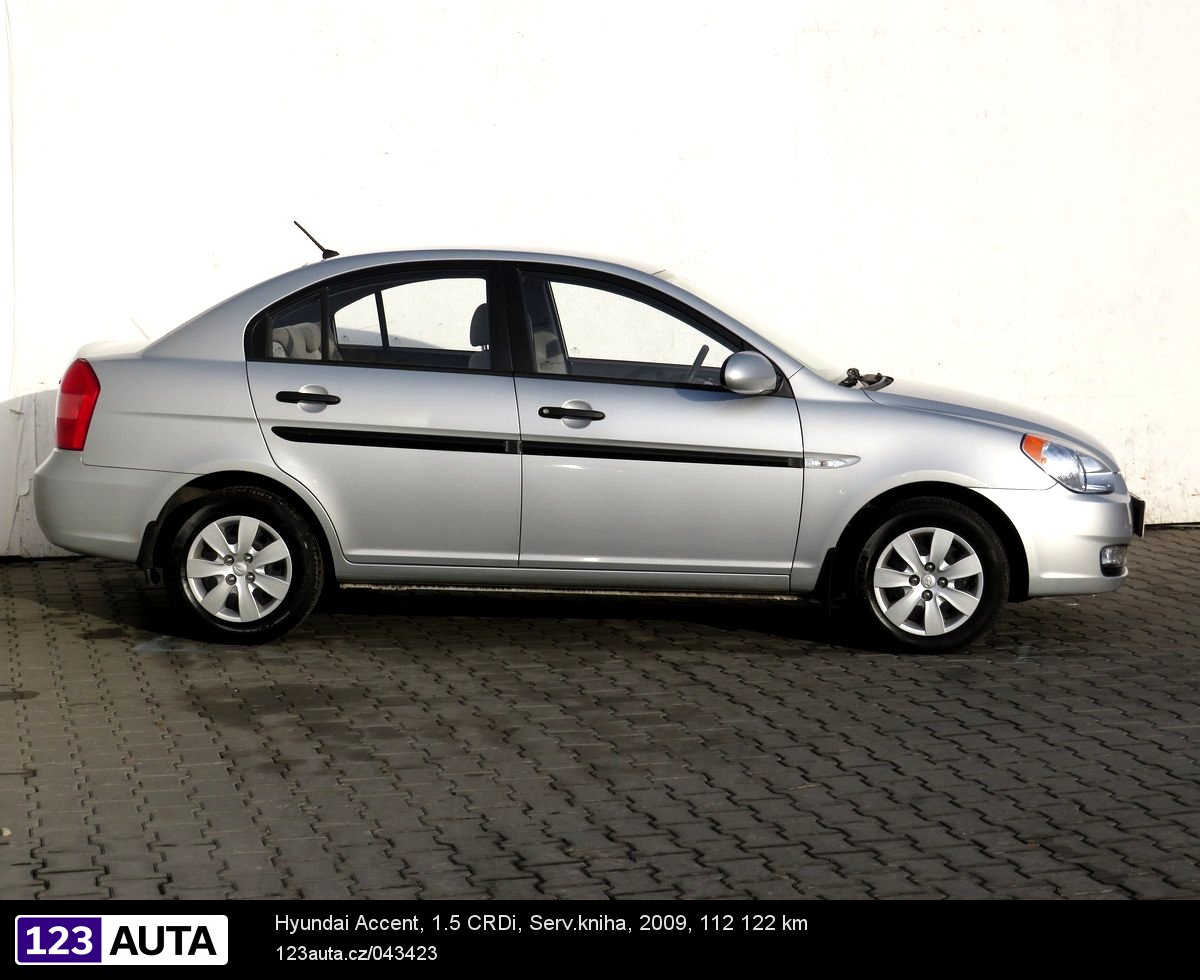 Hyundai Accent, 2009 - pohled č. 4