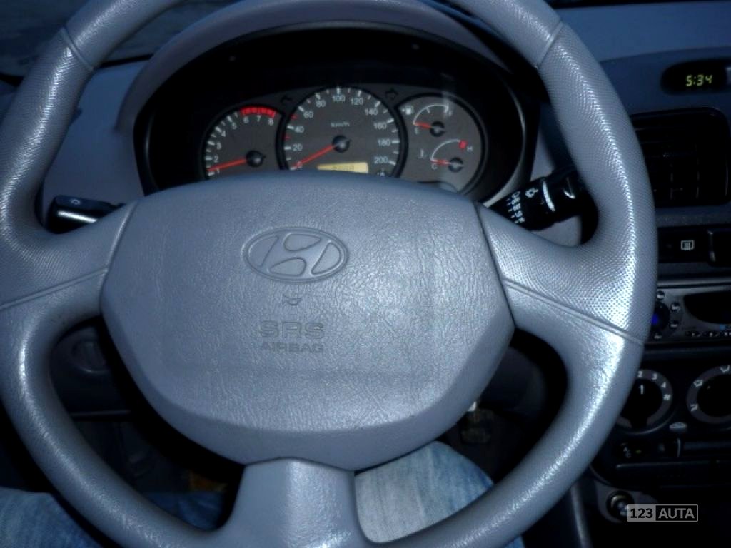 Hyundai Accent, 2004 - pohled č. 15