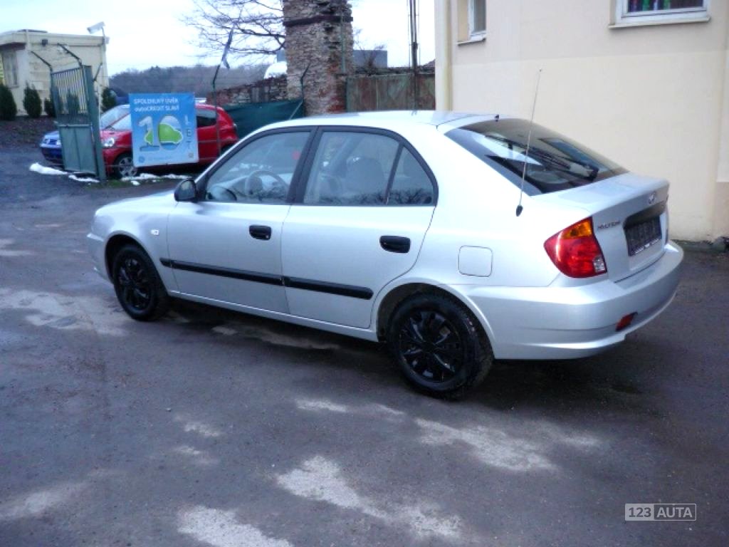 Hyundai Accent, 2004 - pohled č. 4