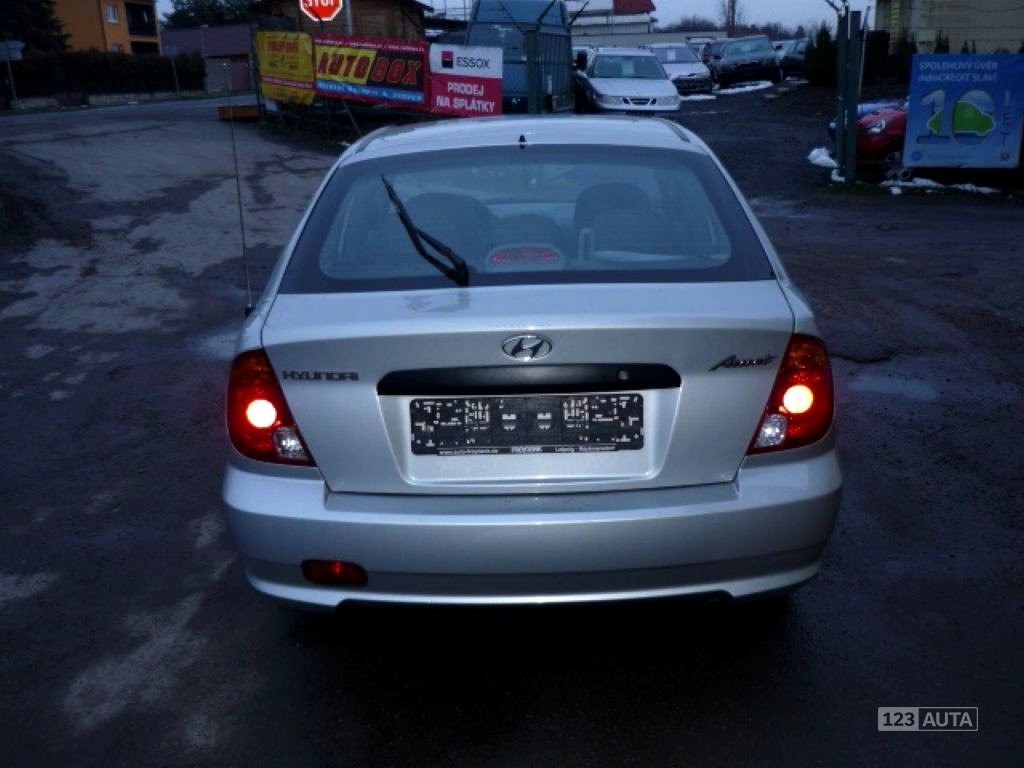 Hyundai Accent, 2004 - pohled č. 5