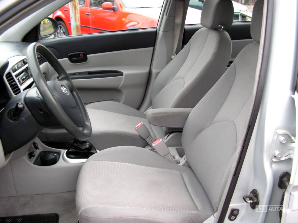 Hyundai Accent, 2006 - pohled č. 15