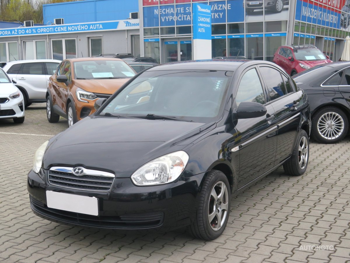 Hyundai Accent, 2009 - pohled č. 3