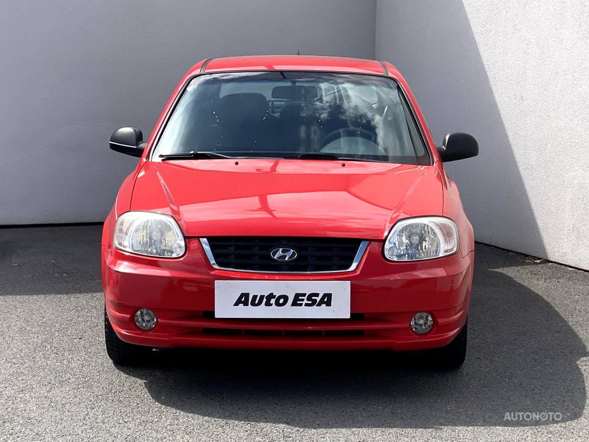 Hyundai Accent, 2004 - pohled č. 2