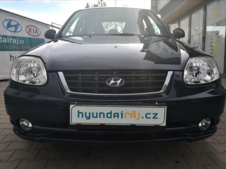 Hyundai Accent, 2005 - pohled č. 3