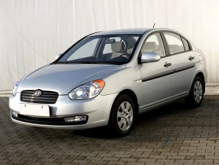 Hyundai Accent, 2009 - pohled č. 3