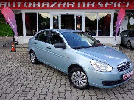 Hyundai Accent, 2010 - pohled č. 2
