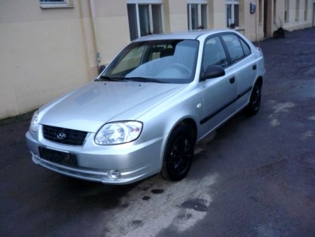 Hyundai Accent, 2004 - pohled č. 3