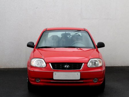 Hyundai Accent, 2005 - pohled č. 2