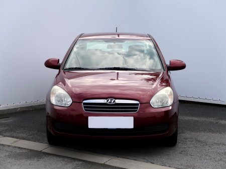 Hyundai Accent, 2010 - pohled č. 2