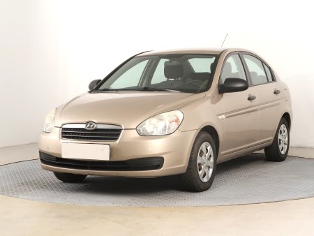 Hyundai Accent, 2010 - pohled č. 3