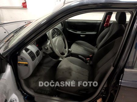 Hyundai Accent, 2005 - pohled č. 3