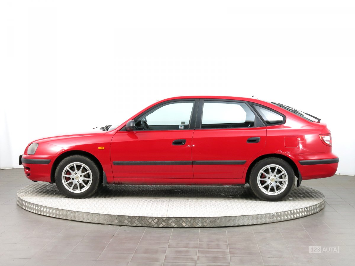 Hyundai Elantra, 2004 - pohled č. 4