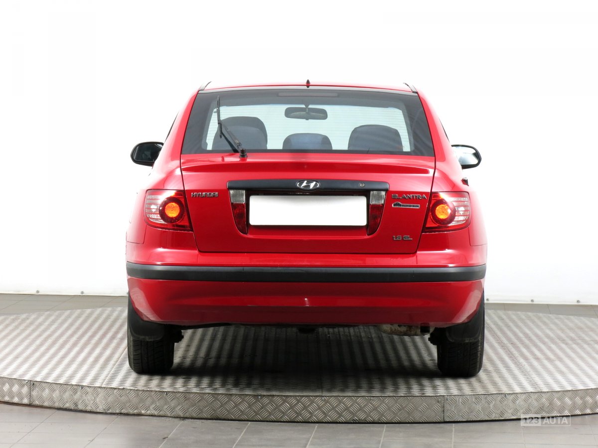 Hyundai Elantra, 2004 - pohled č. 6