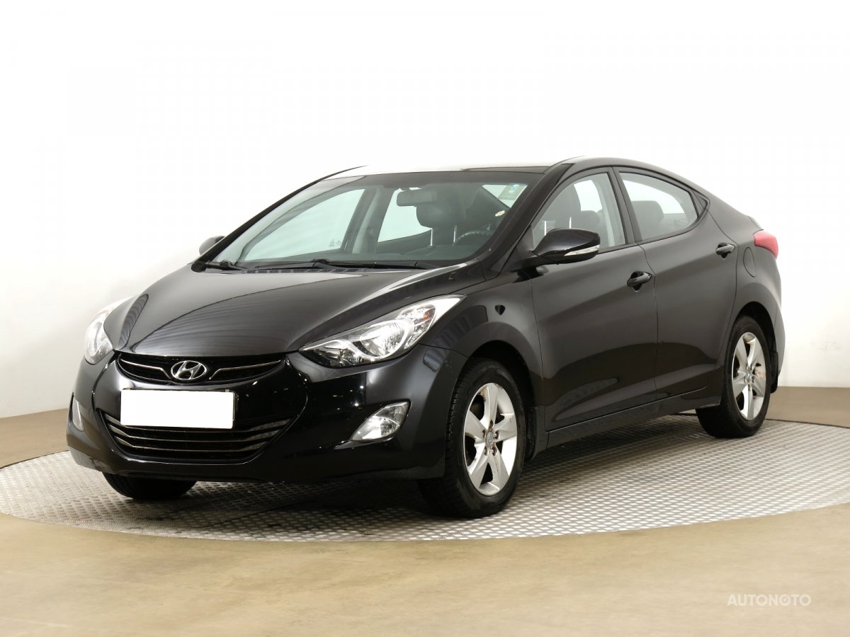 Hyundai Elantra, 2012 - pohled č. 3