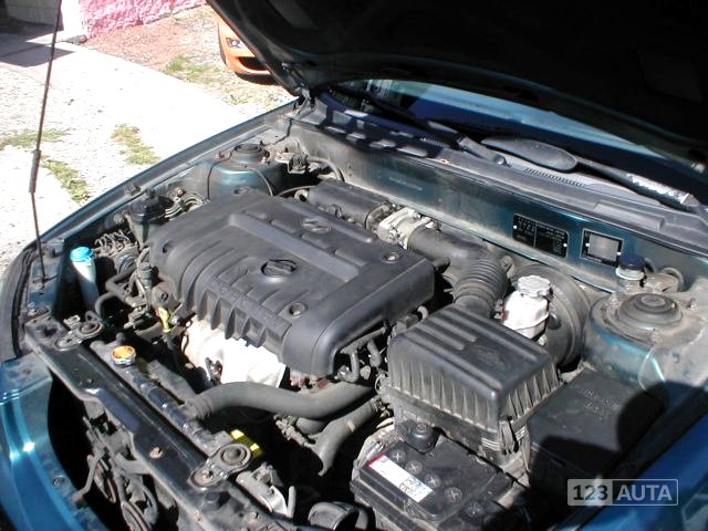 Hyundai Elantra, 2002 - pohled č. 18