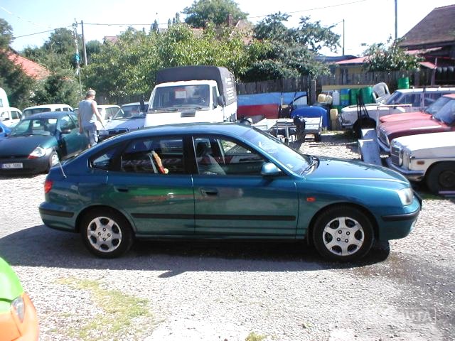 Hyundai Elantra, 2002 - pohled č. 22
