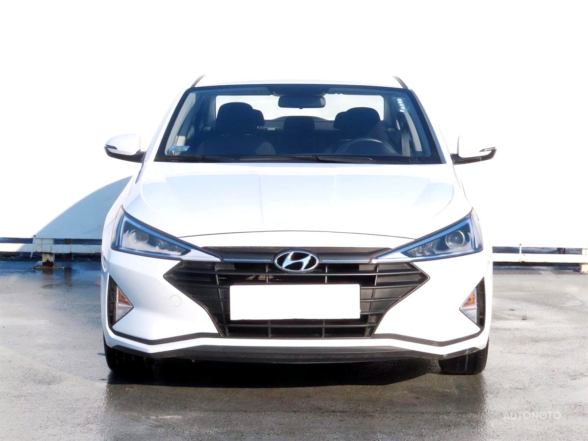 Hyundai Elantra, 2020 - pohled č. 2