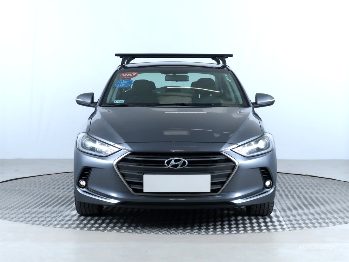 Hyundai Elantra, 2018 - pohled č. 2