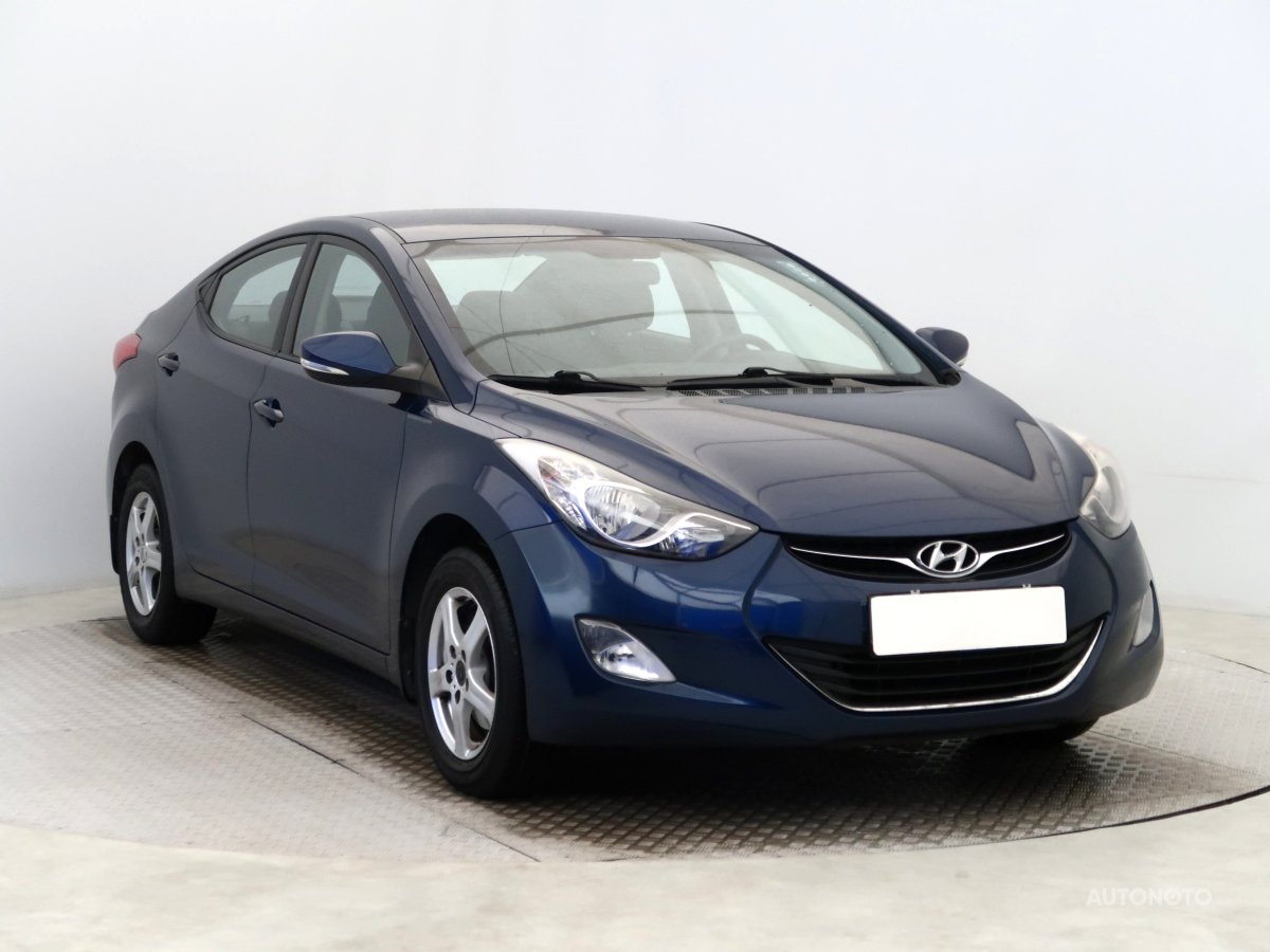 Hyundai Elantra, 2012 - pohled č. 1