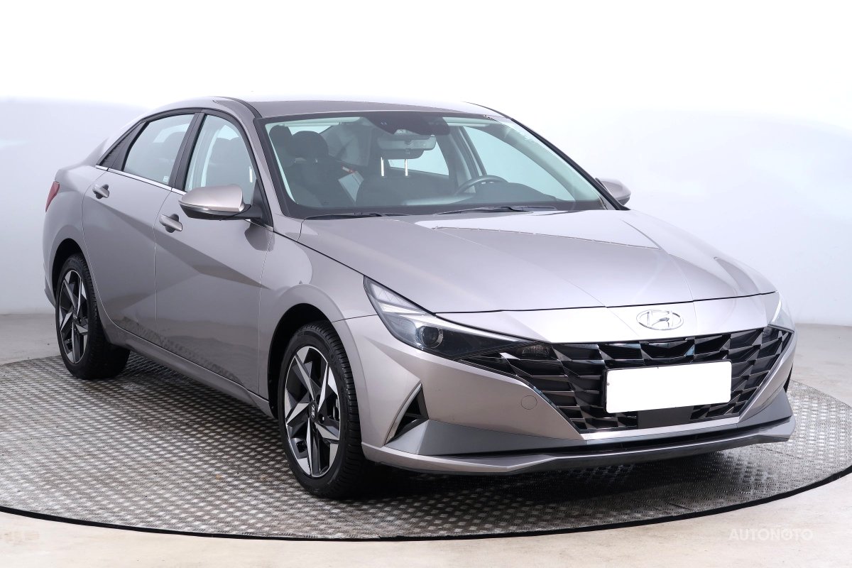 Hyundai Elantra, 2021 - celkový pohled