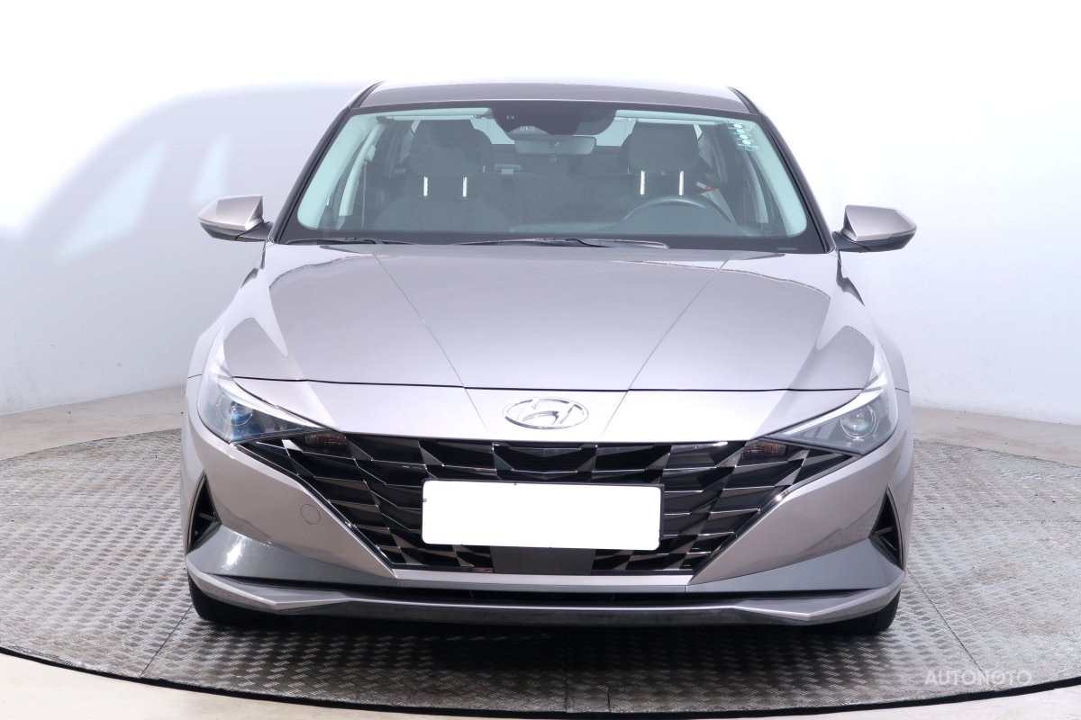 Hyundai Elantra, 2021 - pohled č. 2