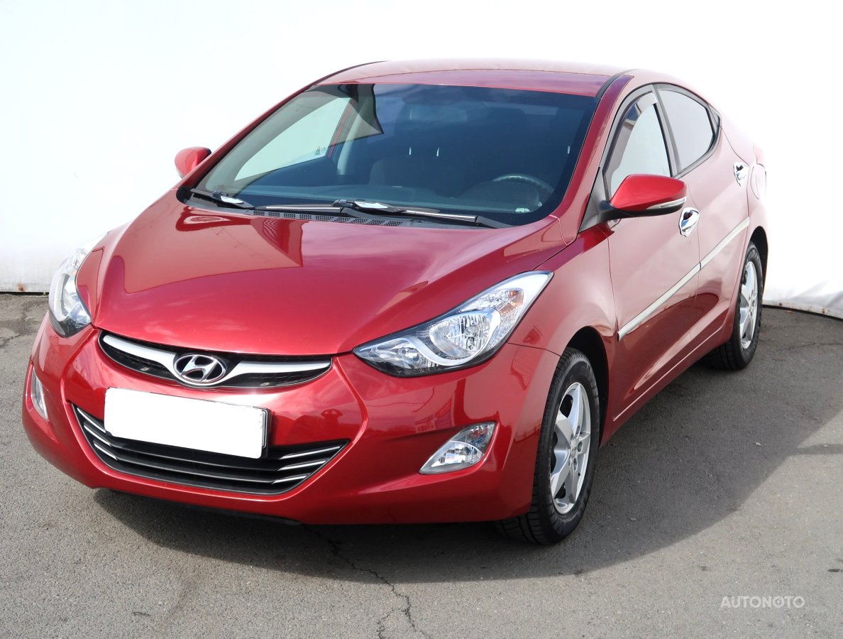 Hyundai Elantra, 2012 - pohled č. 3