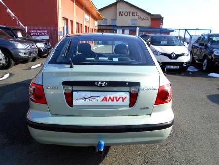 Hyundai Elantra, 2006 - pohled č. 5