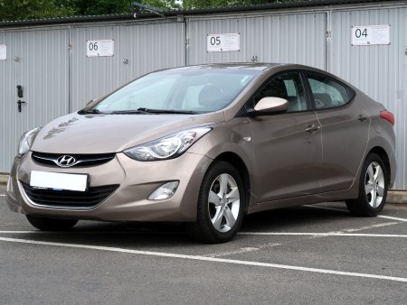 Hyundai Elantra, 2013 - pohled č. 3