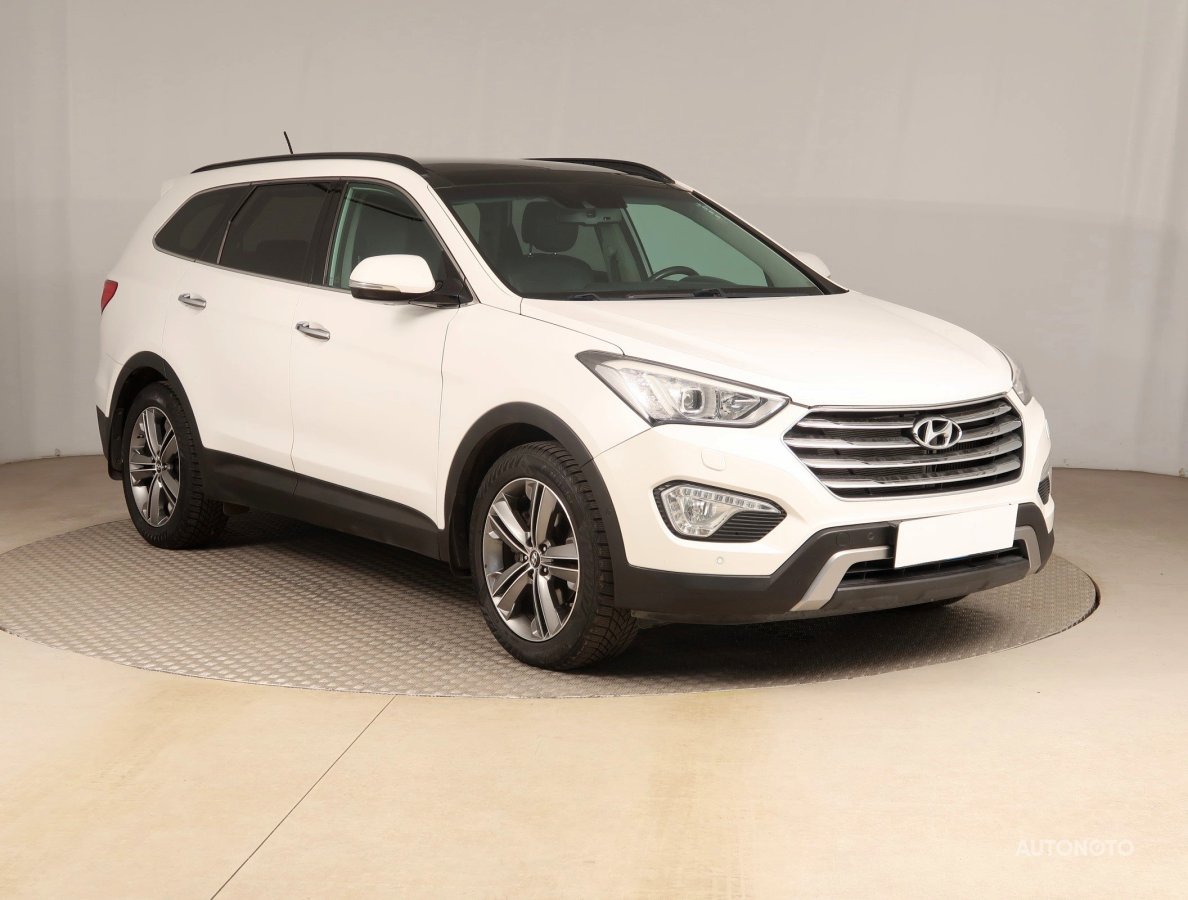 Hyundai Grand Santa Fe, 2014 - celkový pohled