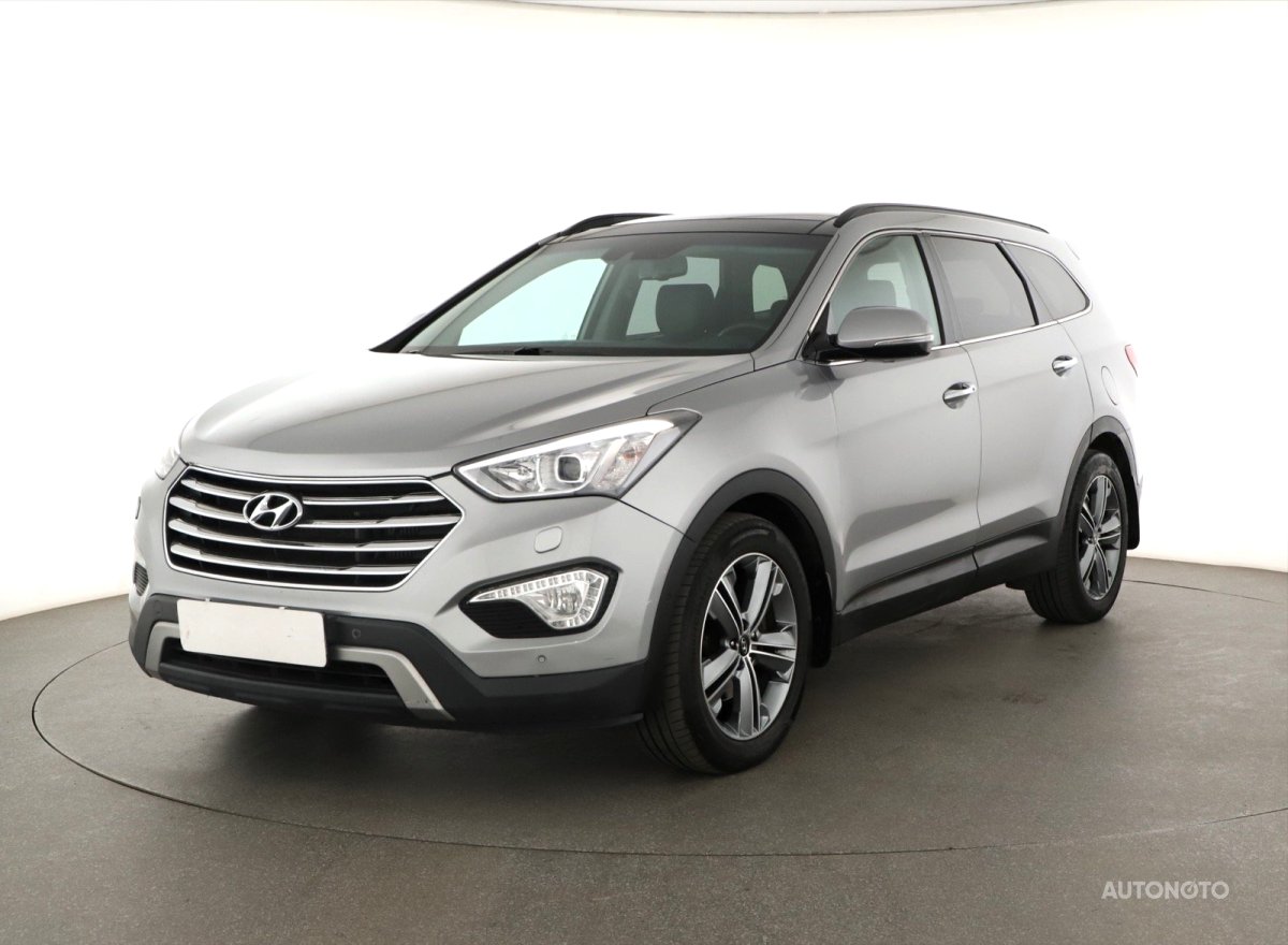 Hyundai Grand Santa Fe, 2016 - pohled č. 3