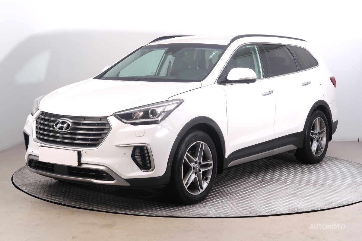 Hyundai Grand Santa Fe, 2016 - pohled č. 3