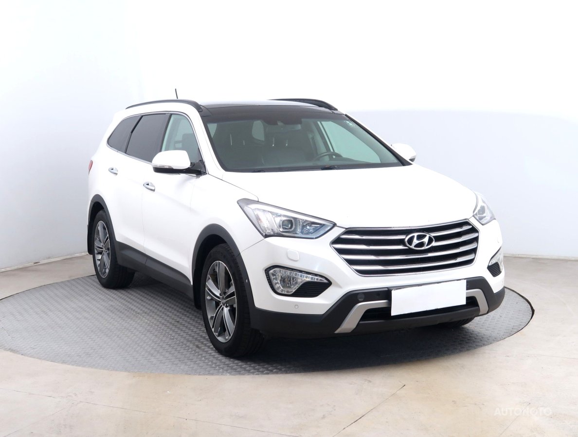 Hyundai Grand Santa Fe, 2015 - celkový pohled