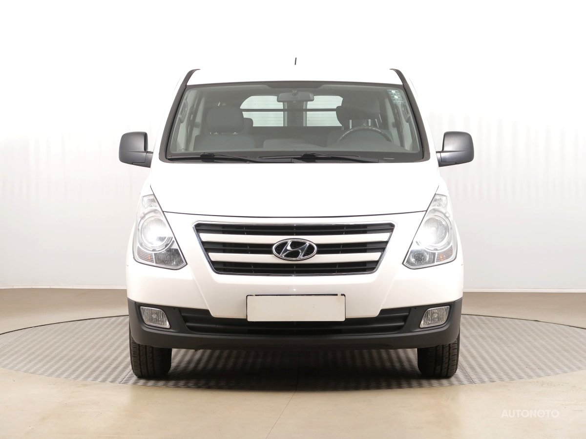 Hyundai H 1, 2016 - pohled č. 2