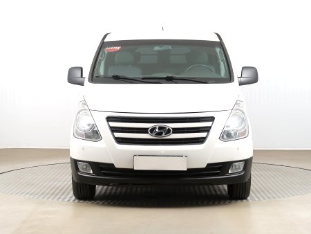 Hyundai H 1, 2018 - pohled č. 2