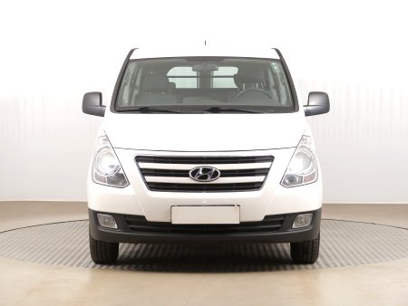 Hyundai H 1, 2016 - pohled č. 2