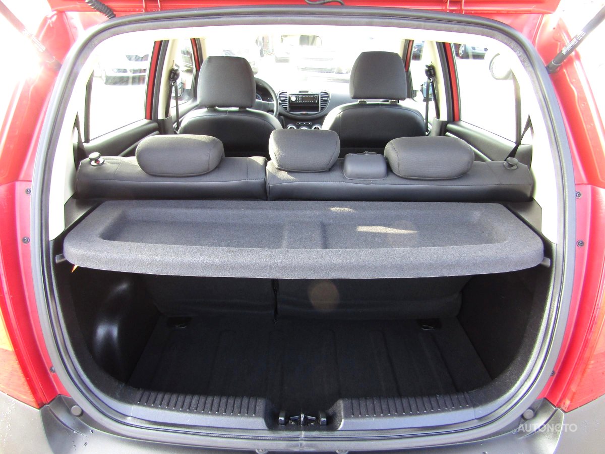 Hyundai i10, 2010 - pohled č. 10