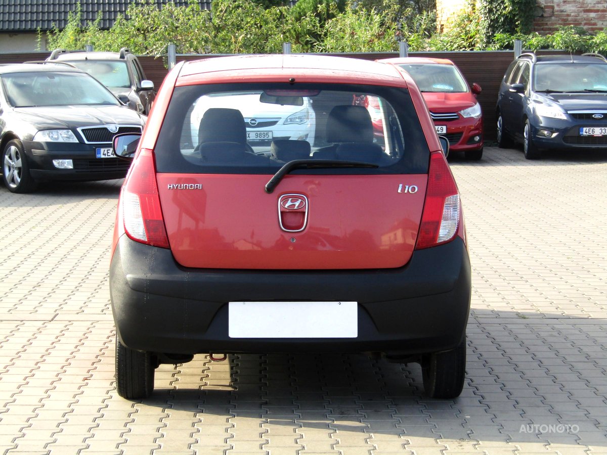 Hyundai i10, 2010 - pohled č. 6
