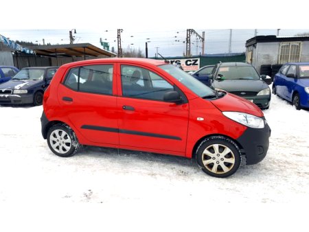 Hyundai i10, 2011 - pohled č. 3