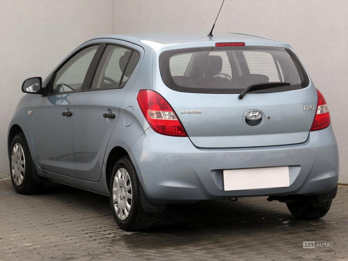 Hyundai i20, 2010 - pohled č. 7