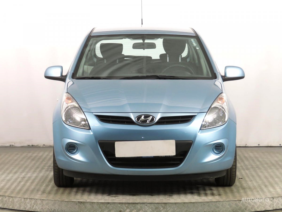 Hyundai i20, 2009 - pohled č. 2