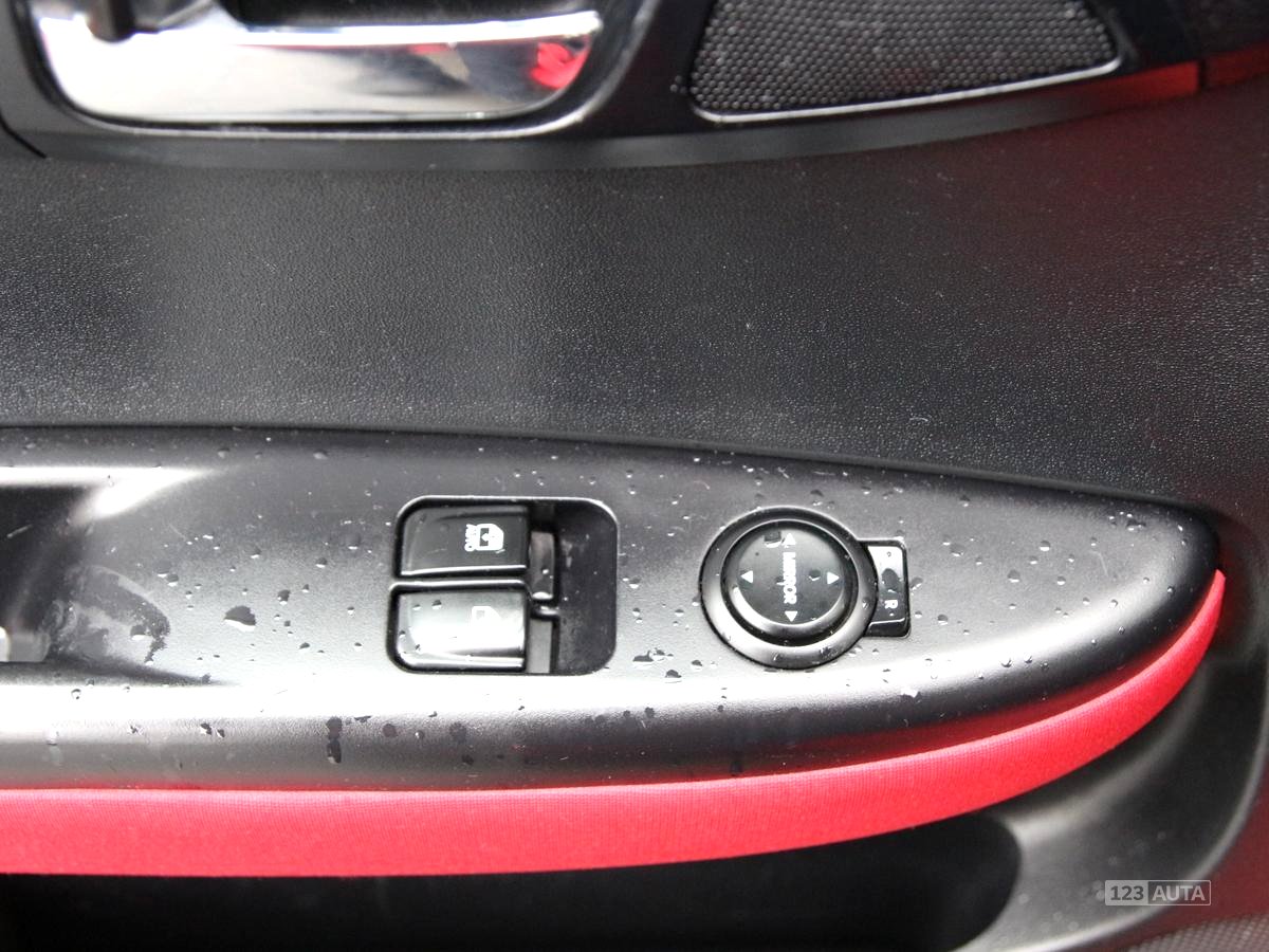 Hyundai i20, 2010 - pohled č. 17